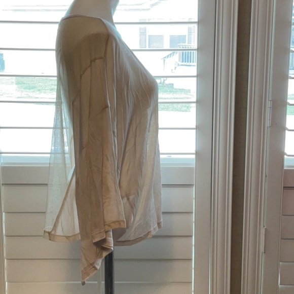 Forever 21 Tan Boxy Oversized 3/4 Sleeve Blouse - Picture 2 of 7